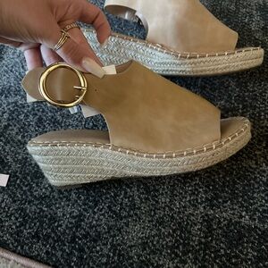 Women's Tan Wedge Sandals